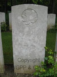 Etaples Military Cemetery - MacKay, Godfrey Tarbet